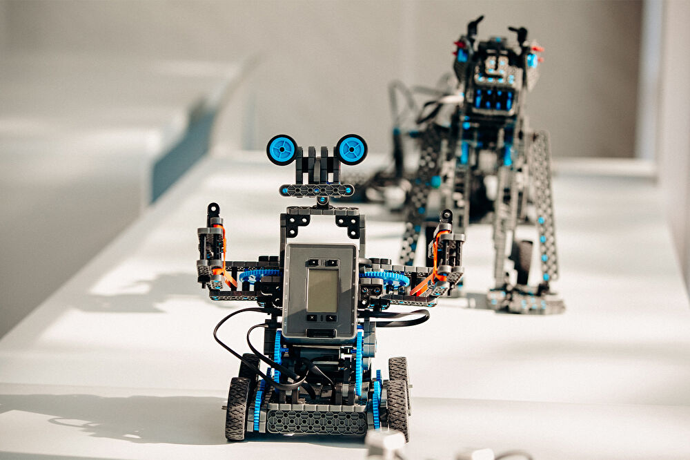 Bilim Adamları, AI İle Bir Robota Koku Alma Duyusu Verdi