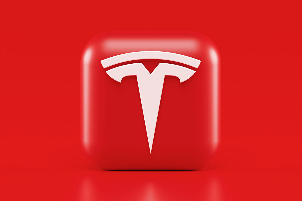 Elon Musk, Tesla Otopilot Kazasıyla İlgili Davada Muhtemelen İfade Verecek: Otopilot Güvenliği Tartışması