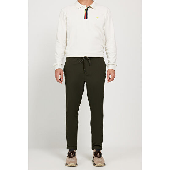 AC&Co / Altınyıldız Classics Erkek Haki Slim Fit Rahat Kesim Beli Bağlamalı Yan Cepli Jogger Pantolon 52 Beden