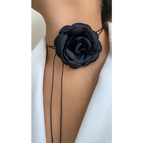 Âlâ Atelier Bağcıklı Kumaş Çiçek Choker Kolye Gül Kolye 8 cm Beden Bijuteri Kolye Fiyatı