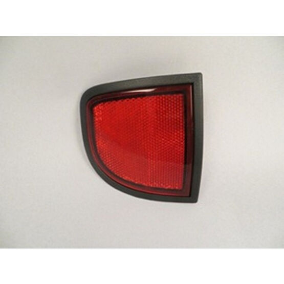 AMC 2006 - 2015 Mıtsubıshı L200 Pıck Up - Arka Reflektör Sol Arka Çamurluğa Takılan Amc Oem No: 8355A015 Ledli Lambalar Fiyatı