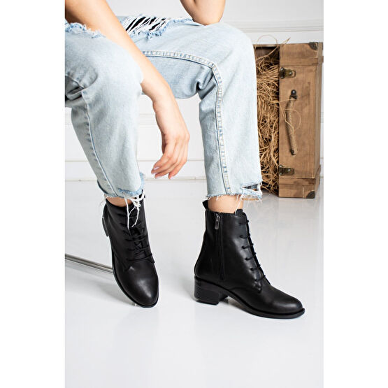 Arazshoes Kadın Siyah Deri Fermuarlı Bağcıklı Kısa Ökçeli Yuvarlak Burunlu Bot 36 Beden Kadın Botları Fiyatı