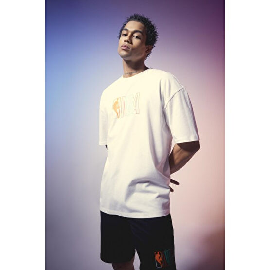 DeFactoFit NBA Wordmark Oversize Fit Bisiklet Yaka Kısa Kollu Tişört A1891AX24SM Erkek T-shirt Fiyatı