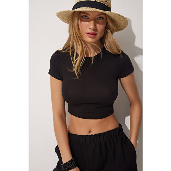 Happiness İstanbul Kadın Siyah Bisiklet Yaka Crop Örme T-Shirt 40 Beden