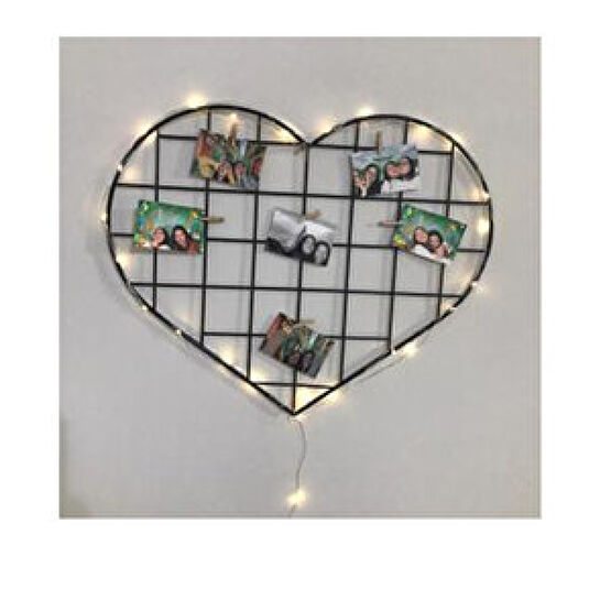 Kalp Işıklı Tel Duvar Dekoru 5 Adet Mandal İle 34X40 cm Duvar Panosu Fiyatı