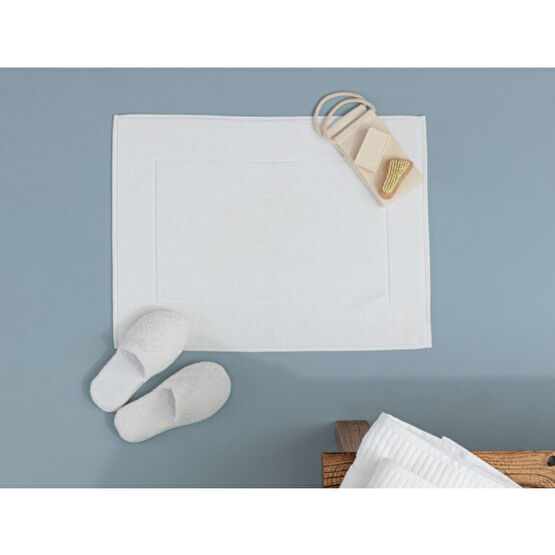 Madame Coco Stripe Armürlü Ayak Havlusu - Beyaz - 50x70 cm - 50 x 70 cm Ayak Havlusu Fiyatı