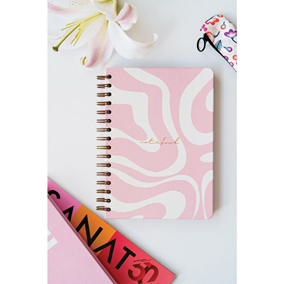 Matt Notebook A5 15x21 Cm Spiralli Lastikli Kareli Tarihsiz Not Defteri Pembe Defter Fiyatı