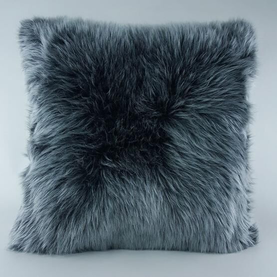 Mrs.Gugar 43x43 cm Gri Peluş Kırlent Kılıfı