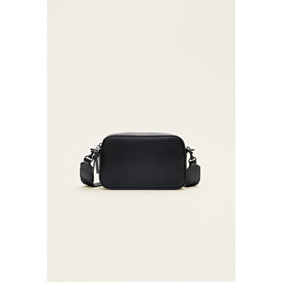 Stradivarius Saffiano Çapraz Çanta Unisex Çanta & Cüzdan ve Seyahat Çantaları Fiyatı