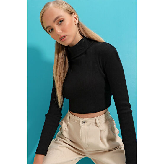 Trend Alaçatı Stili Kadın Siyah Balıkçı Yaka Fitilli Basic Crop Body Bluz S Beden Bayan Kazak & Süveter & Triko Fiyatı